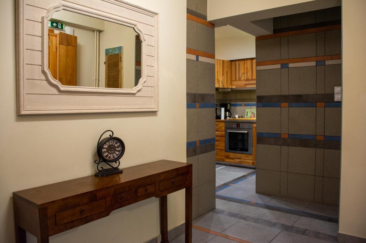 Handcrafted Unique Flat, 200M From The Acropolis Athene Buitenkant foto